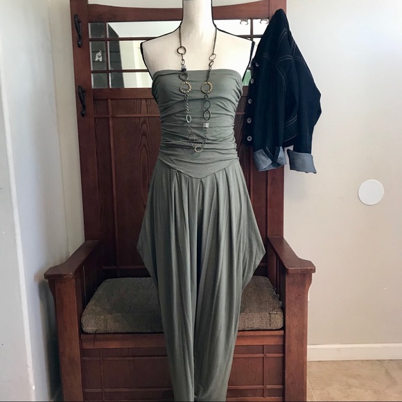 LAST ONE 3X Plus Size Strapless Jumpsuit - Picture 4 of 8